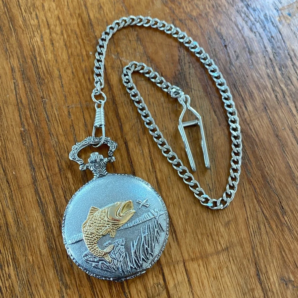 Essex Fish Pocketwatch - Picture 1 of 3